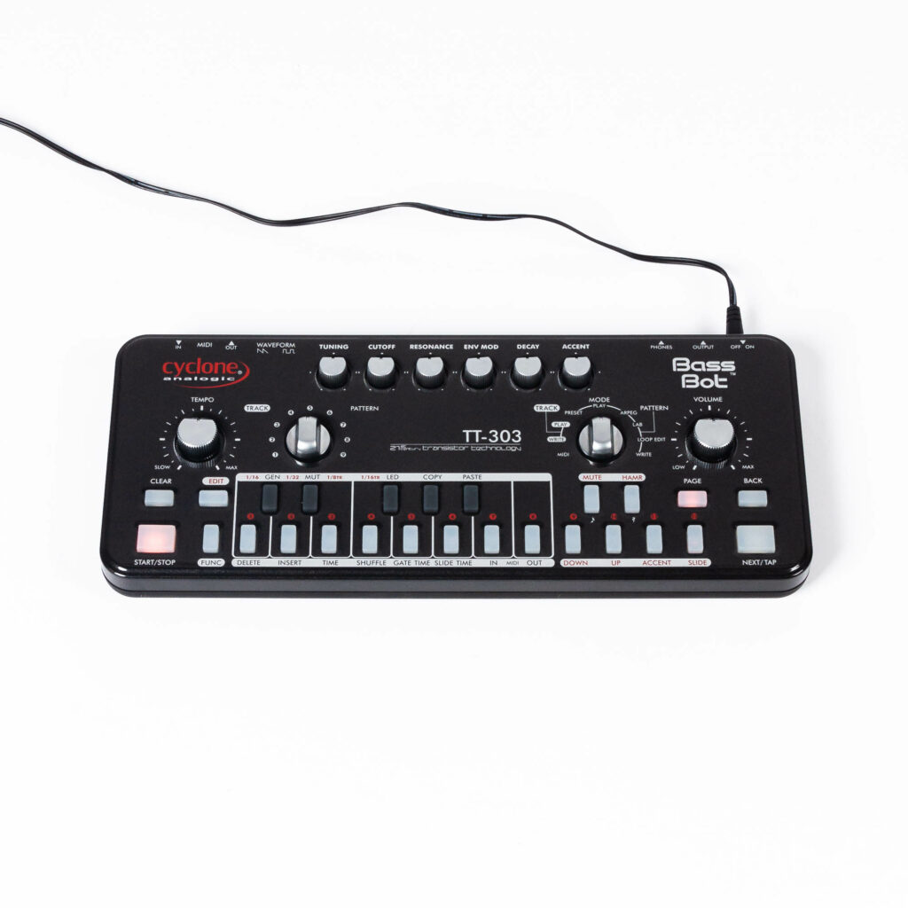 Cyclone Analogic Bass Bot TT 303 V2 Space Black | CSM - Cologne Street  Market