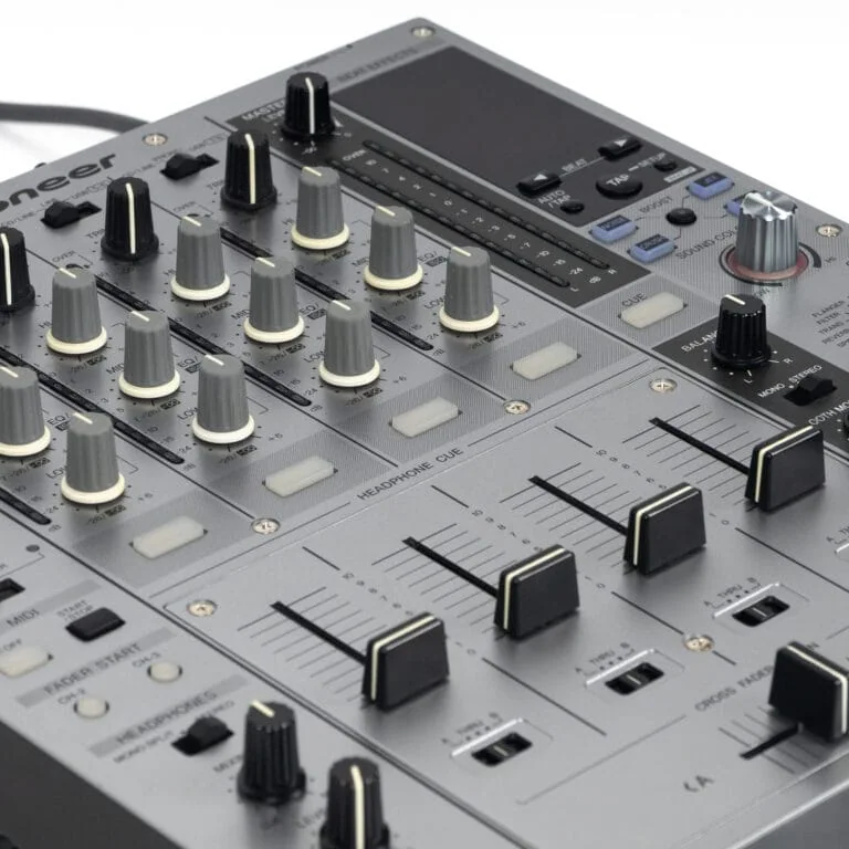 Pioneer DJ DJM 750 S gebraucht 5